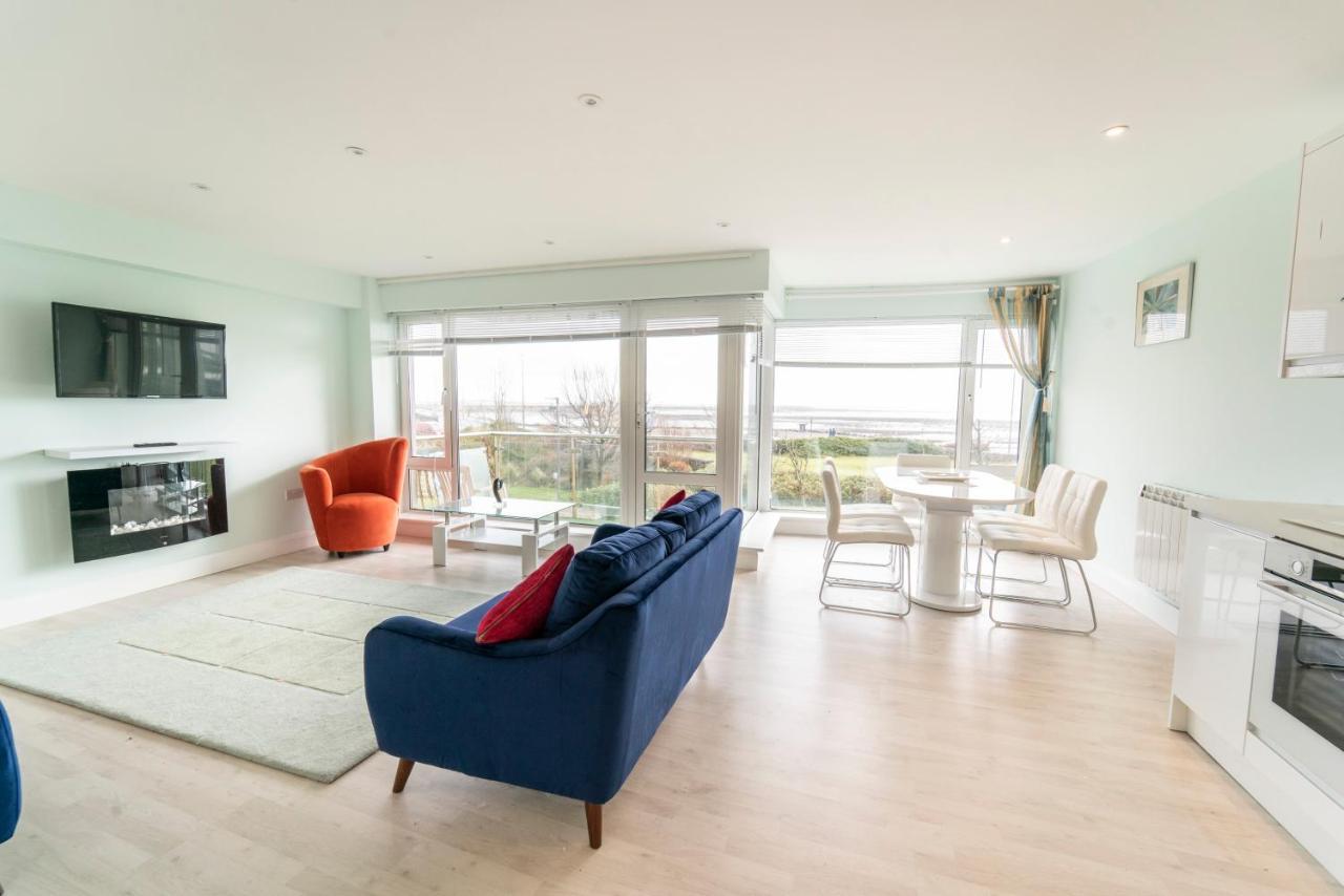 Luxurious Seaside Apartment Galway Bagian luar foto