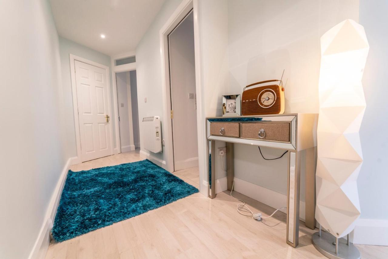 Luxurious Seaside Apartment Galway Bagian luar foto
