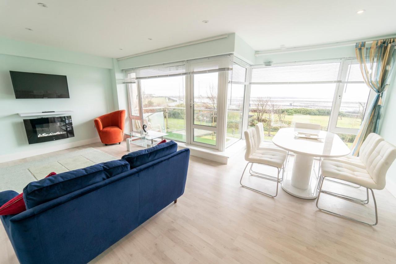 Luxurious Seaside Apartment Galway Bagian luar foto