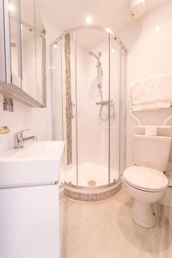 Luxurious Seaside Apartment Galway Bagian luar foto
